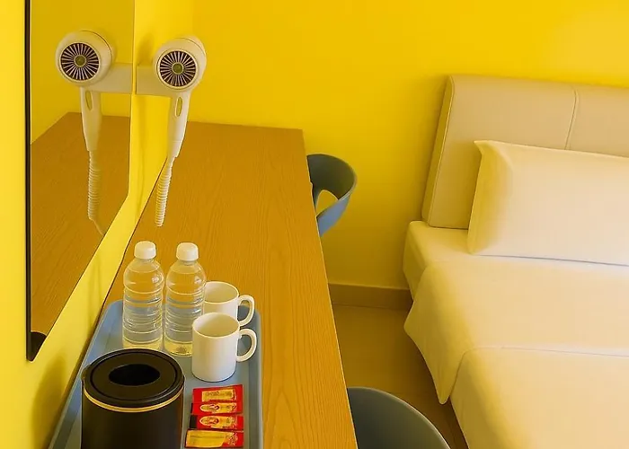 Pasay Comfort ,private Building Near Pitx, Easyaccess To Airport *