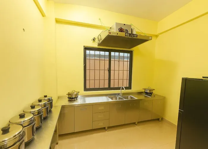 Pasay Comfort ,private Building Near Pitx, Easyaccess To Airport Appartement *